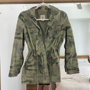 CAMO UTILITY JACKET